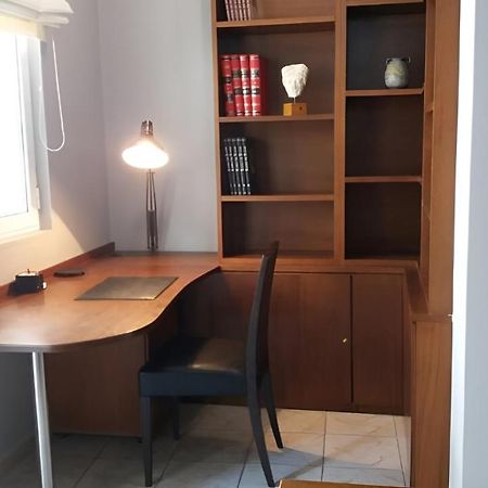 Appartement 03 - Apt In The Heart Of The City - Heraklion Extérieur photo