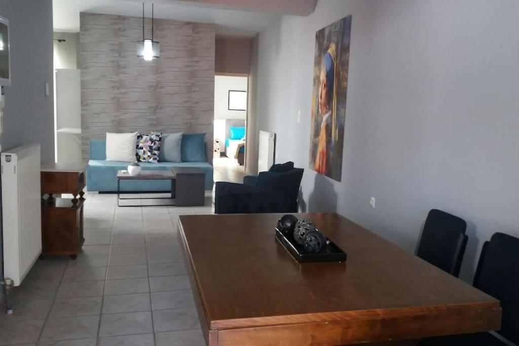 Appartement 03 - Apt In The Heart Of The City - Heraklion Extérieur photo