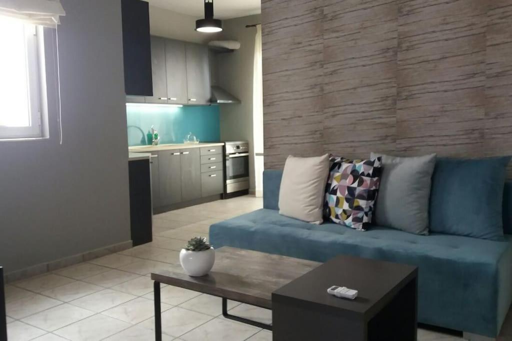 Appartement 03 - Apt In The Heart Of The City - Heraklion Extérieur photo