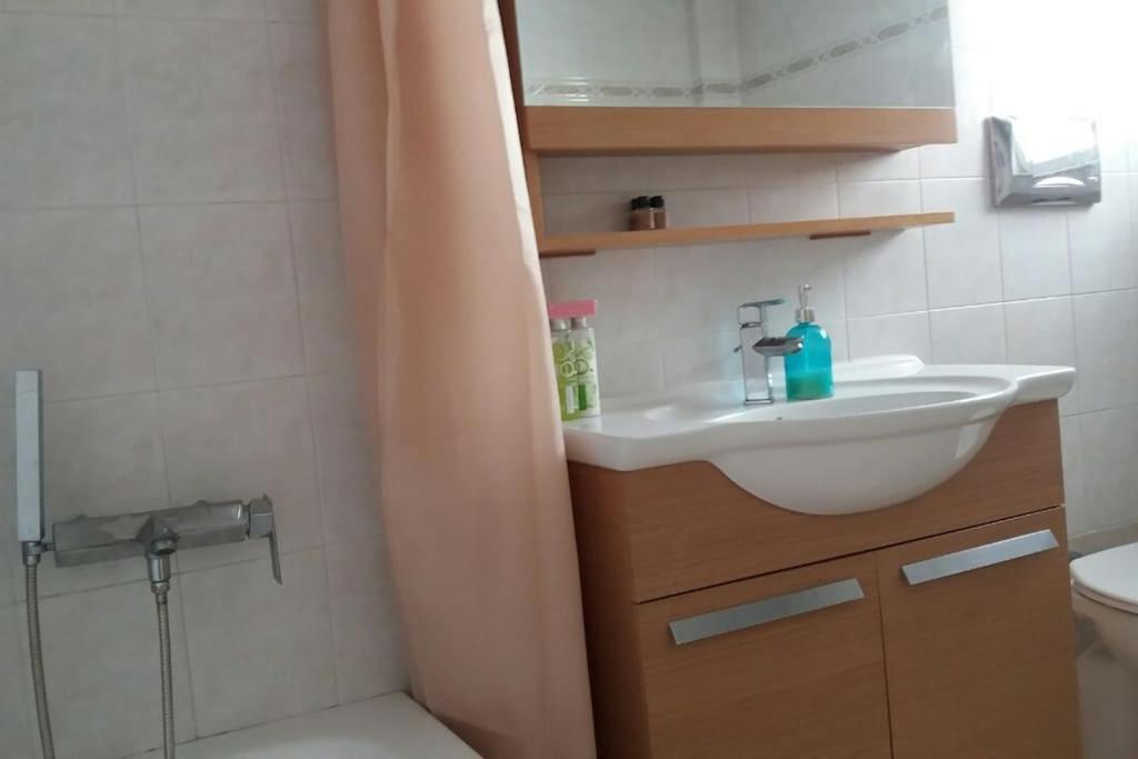 Appartement 03 - Apt In The Heart Of The City - Heraklion Extérieur photo