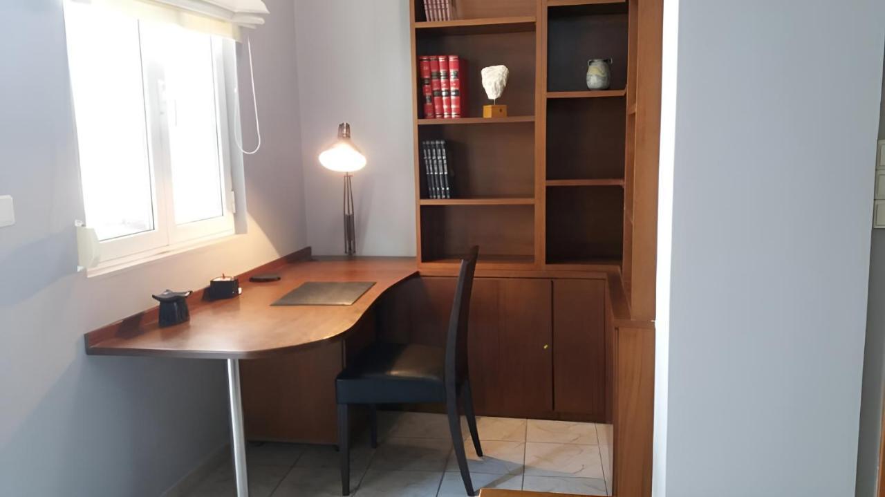 Appartement 03 - Apt In The Heart Of The City - Heraklion Extérieur photo